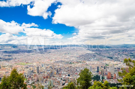 Bild på View on cityscape of Bogota from Monserrate in Colombia